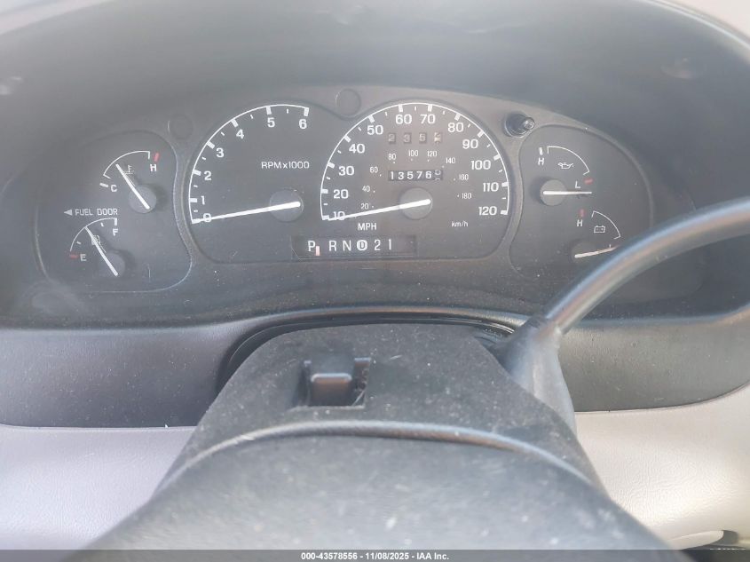 1999 Ford Explorer Sport VIN: 1FMYU22E5XUC61957 Lot: 43578556