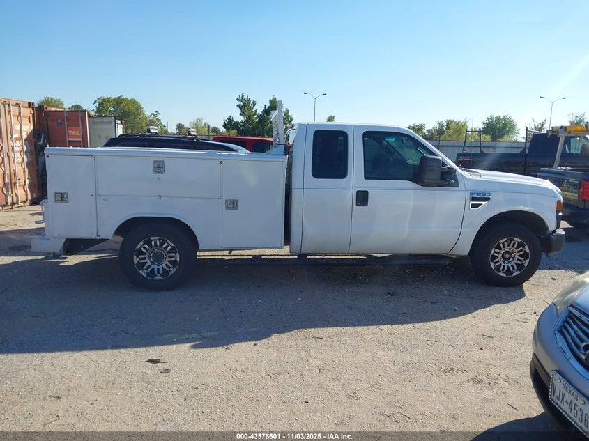 2009 Ford F-250 Lariat/Xl/Xlt VIN: 1FTSX20529EA94572 Lot: 43578601