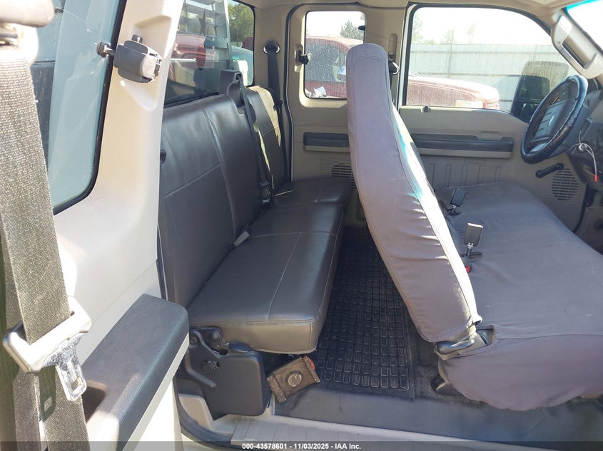 2009 Ford F-250 Lariat/Xl/Xlt VIN: 1FTSX20529EA94572 Lot: 43578601