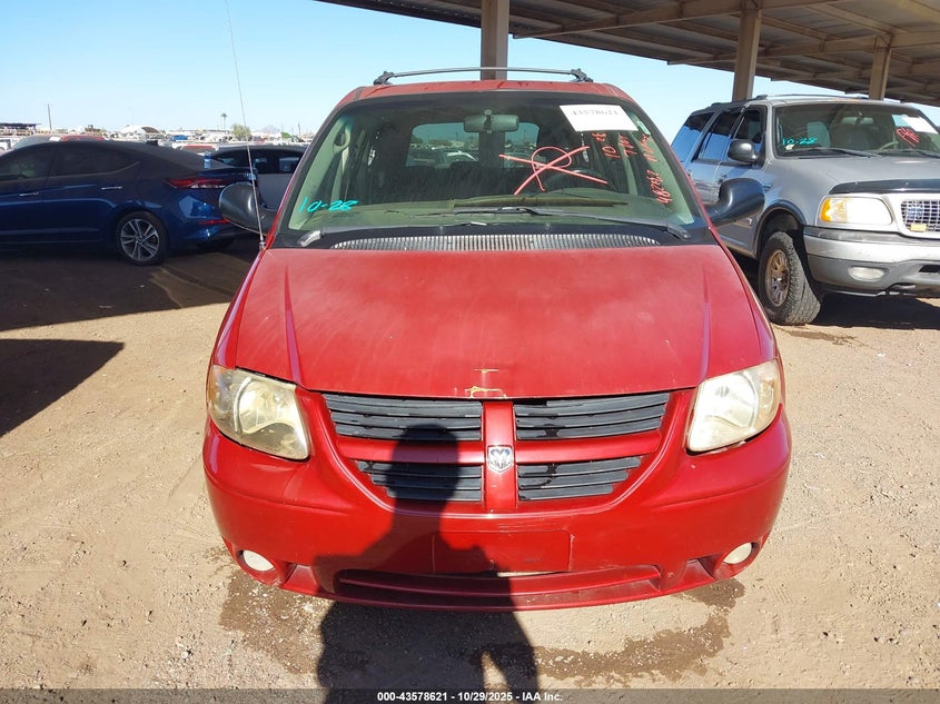 2005 Dodge Grand Caravan Sxt VIN: 2D4GP44L25R482282 Lot: 43578621