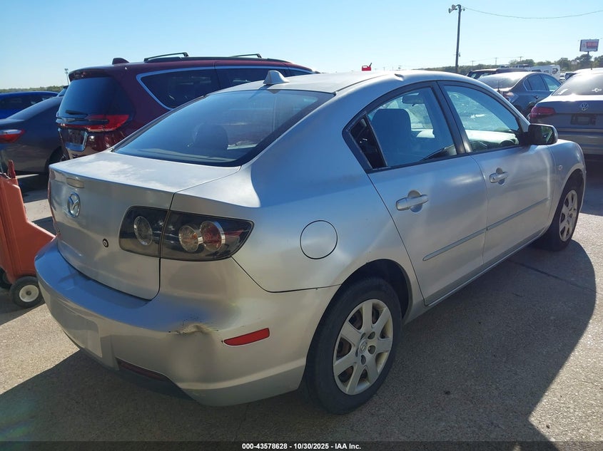JM1BK12G181797514 2008 MAZDA 3 photo no. 4