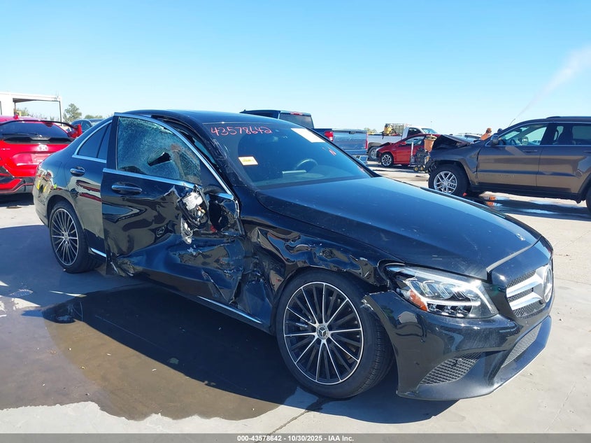 MERCEDES-BENZ C-CLASS C 300