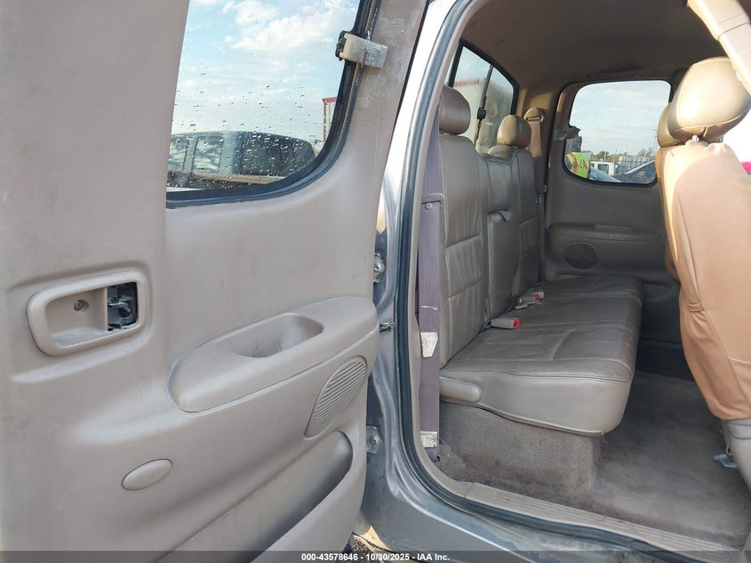 5TBBT4819YS035982 2000 TOYOTA TUNDRA photo no. 8
