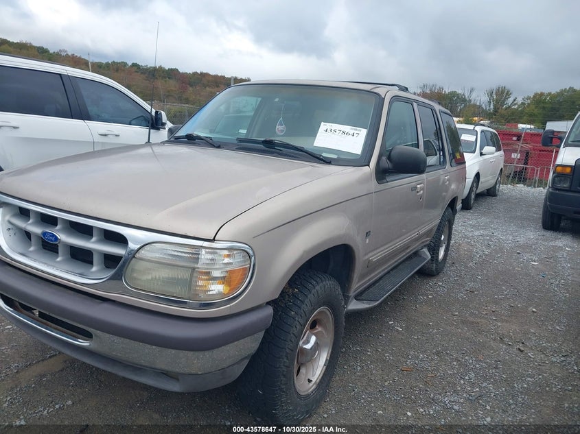 1FMDU35P2VZA66397 1997 FORD EXPLORER photo no. 2