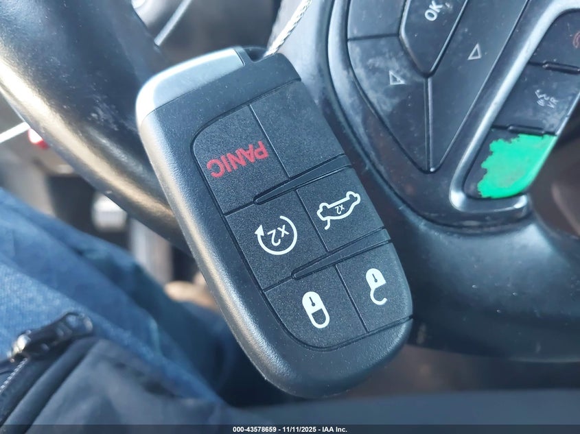 2018 Dodge Challenger Sxt VIN: 2C3CDZAG0JH317845 Lot: 43578659