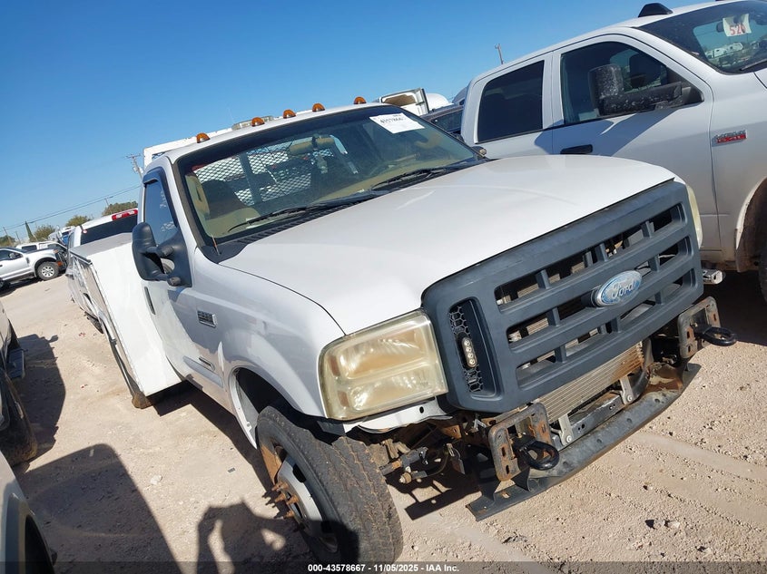 2006 Ford F-350 Xl/Xlt VIN: 1FDWF32P36EC45984 Lot: 43578667
