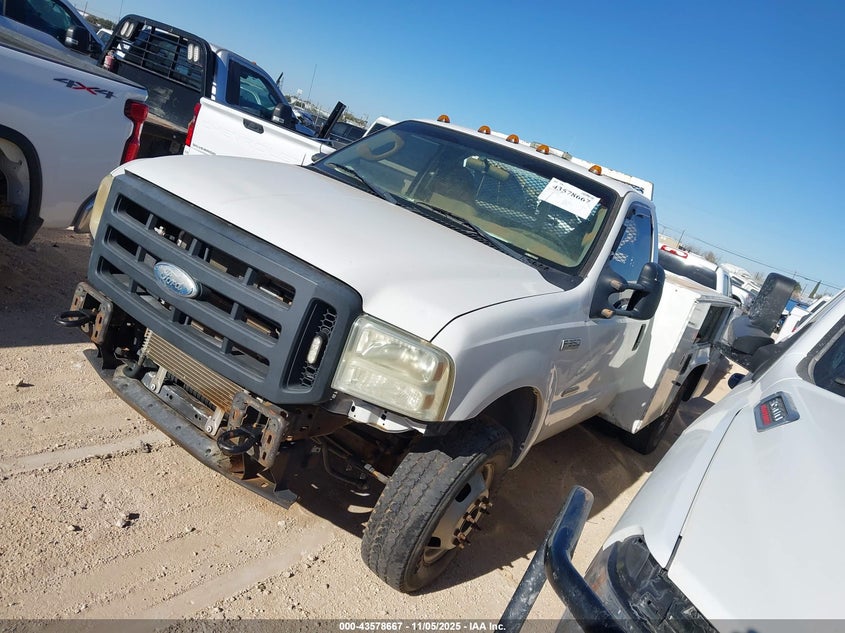 2006 Ford F-350 Xl/Xlt VIN: 1FDWF32P36EC45984 Lot: 43578667