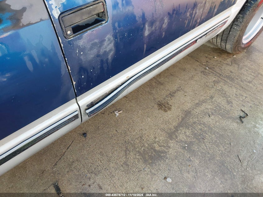 1993 GMC Sierra C1500 VIN: 2GTEC19KXP1512578 Lot: 43578712