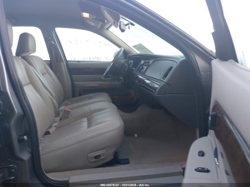 2MEFM75W96X619046 2006 MERCURY GRAND MARQUIS photo no. 5