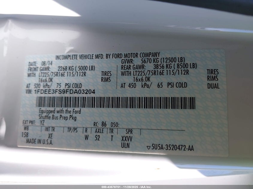 2015 Ford E-350 Cutaway VIN: 1FDEE3FS9FDA03204 Lot: 43578751