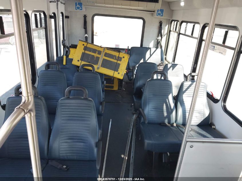 2015 Ford E-350 Cutaway VIN: 1FDEE3FS9FDA03204 Lot: 43578751