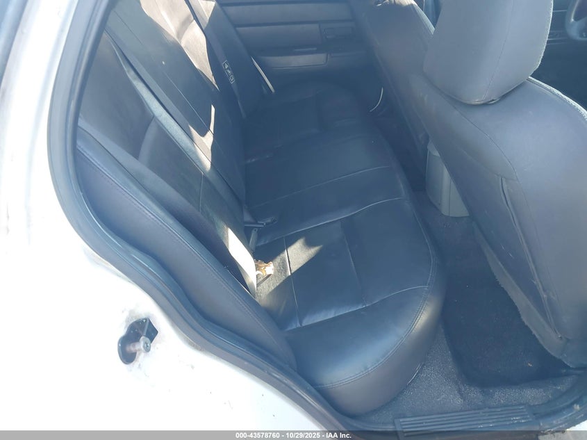 2004 Ford Crown Victoria Police VIN: 2FAFP71W94X120846 Lot: 43578760