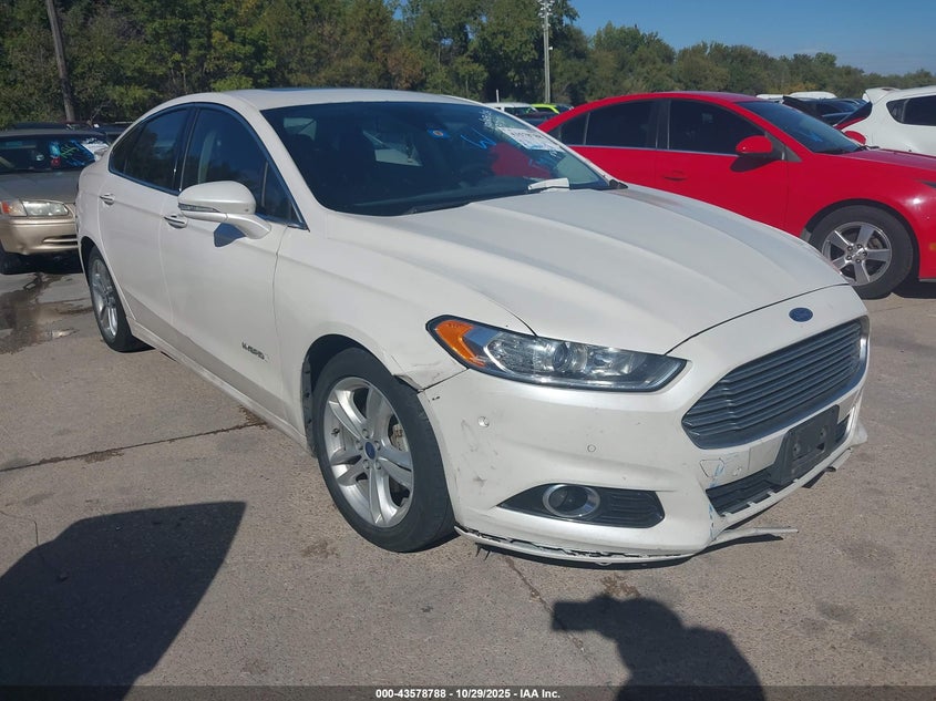 FORD FUSION HYBRID TITANIUM