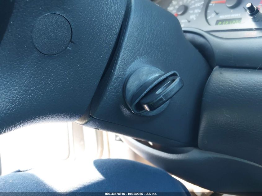 2001 Ford Mustang VIN: 1FAFP40401F138626 Lot: 43578816