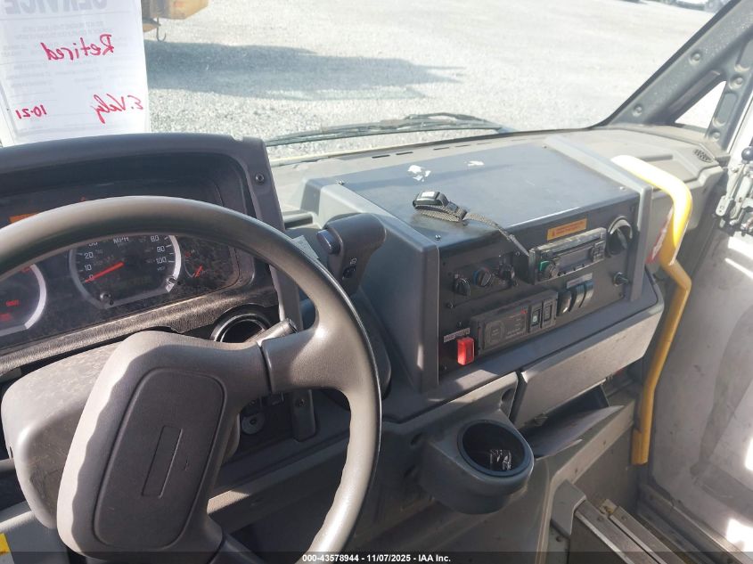 2017 Isuzu Reach VIN: JALB4T176H7W00551 Lot: 43578944