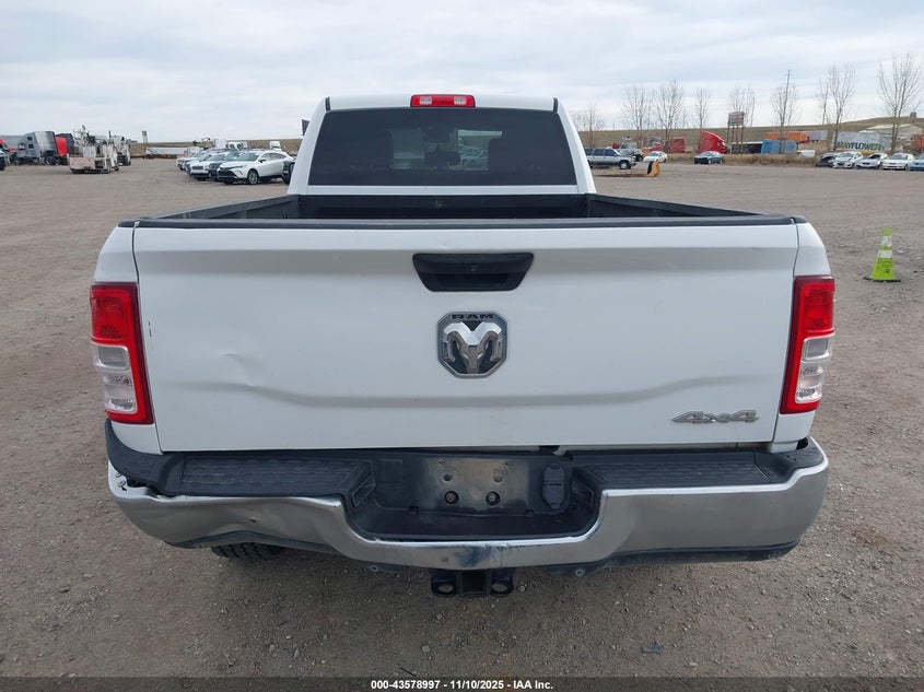 2022 Ram 2500 Tradesman 4X4 8' Box VIN: 3C6UR5HJ6NG130814 Lot: 43578997