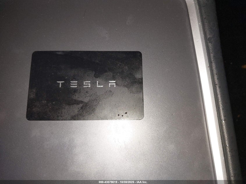 2023 Tesla Model Y Awd/Long Range Dual Motor All-Wheel Drive VIN: 7SAYGDEE6PF597812 Lot: 43579019