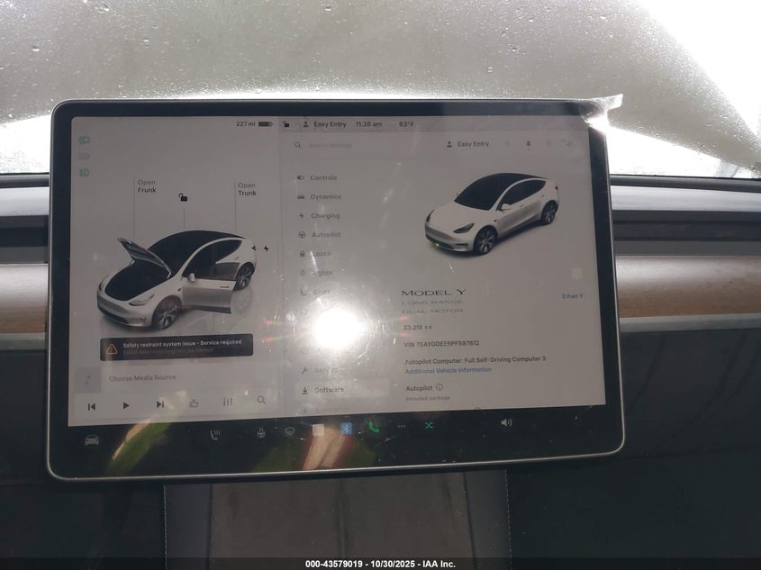 2023 Tesla Model Y Awd/Long Range Dual Motor All-Wheel Drive VIN: 7SAYGDEE6PF597812 Lot: 43579019