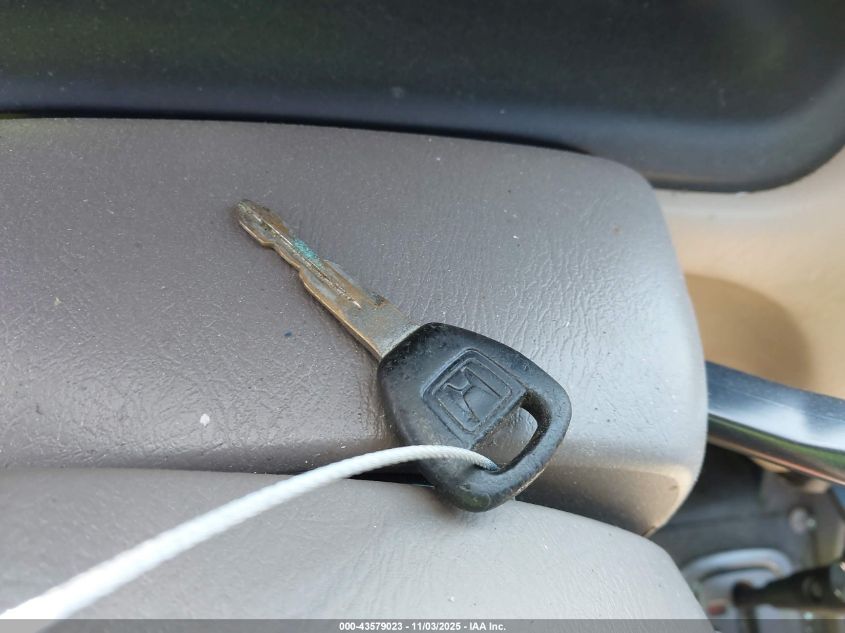 2001 Honda Accord 2.3 Lx VIN: 1HGCG56441A047318 Lot: 43579023