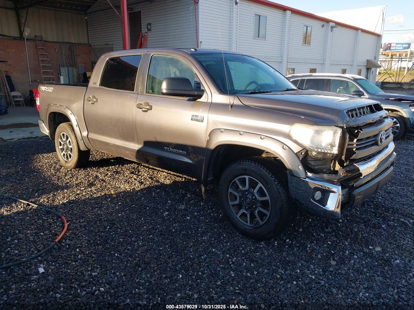 TOYOTA TUNDRA SR5 5.7L V8