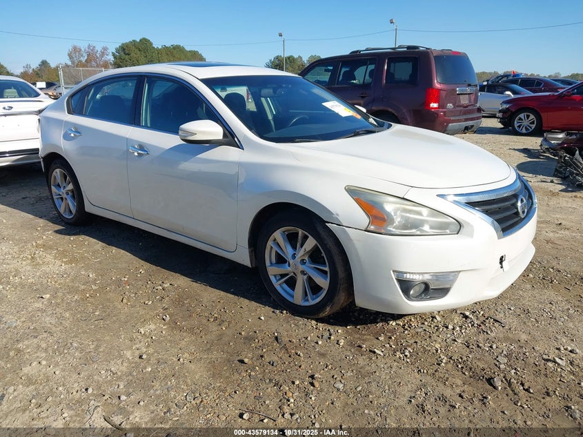 NISSAN ALTIMA 2.5 SV