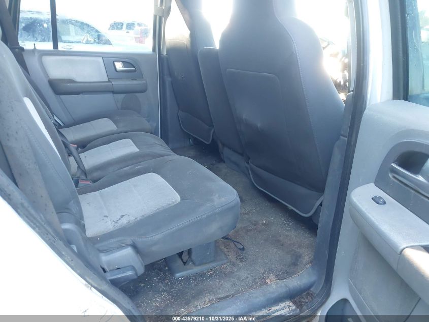 2004 Ford Expedition Xlt VIN: 1FMRU15W64LB08850 Lot: 43579210