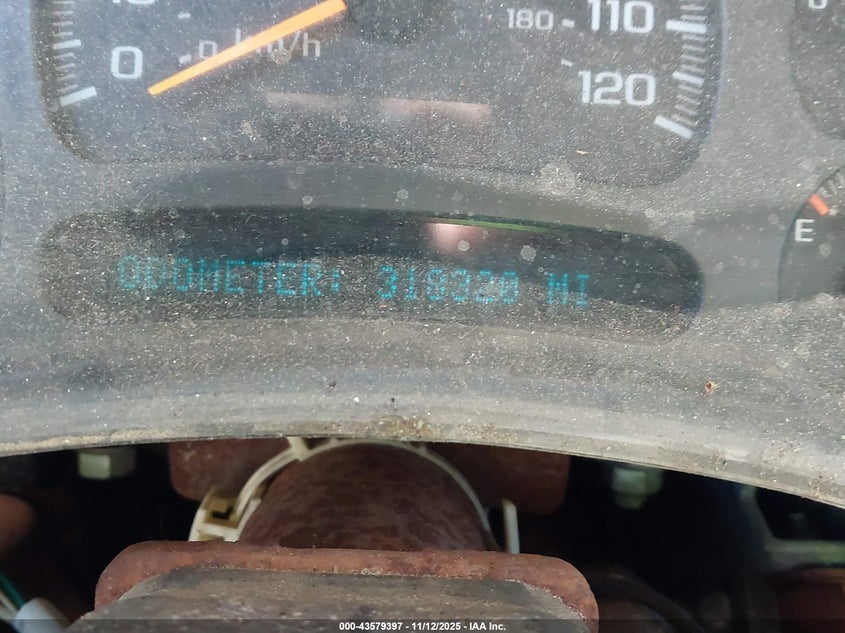 2003 Chevrolet Tahoe Z71 VIN: 1GNEK13Z73R138125 Lot: 43579397