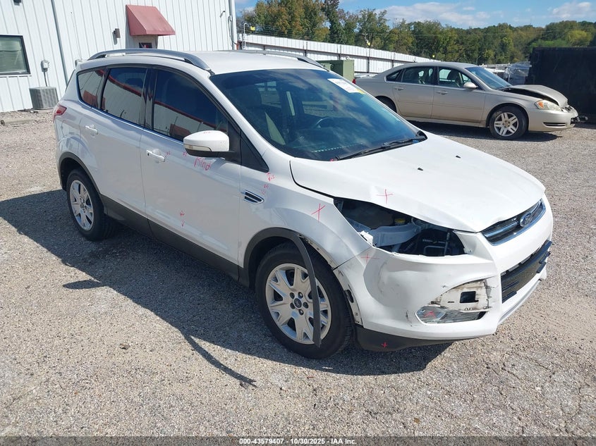 FORD ESCAPE TITANIUM