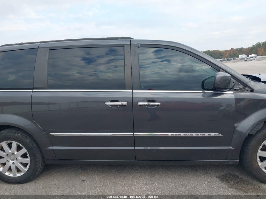 2015 Chrysler Town & Country Touring VIN: 2C4RC1BG0FR754996 Lot: 43579540