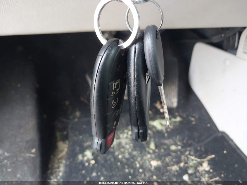 2015 Chrysler Town & Country Touring VIN: 2C4RC1BG0FR754996 Lot: 43579540