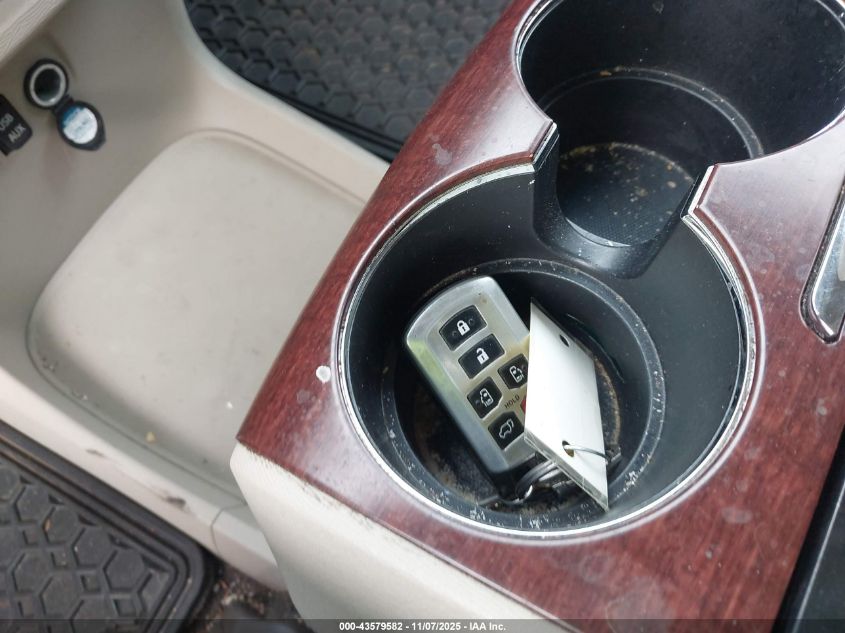 2011 Toyota Sienna Xle V6 VIN: 5TDYK3DC4BS096668 Lot: 43579582