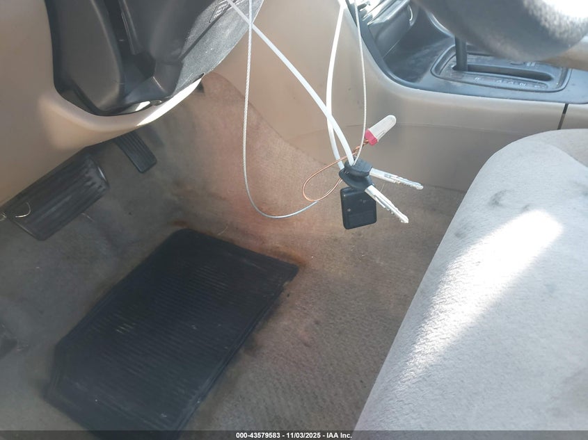 1996 Honda Accord Value VIN: 1HGCD569XTA235834 Lot: 43579583