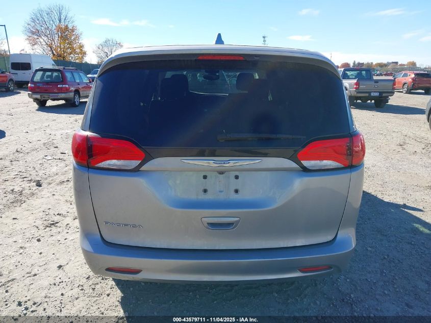 2017 Chrysler Pacifica Touring VIN: 2C4RC1DG0HR663808 Lot: 43579711