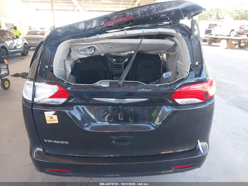 2022 Chrysler Voyager Lx VIN: 2C4RC1CG7NR224957 Lot: 43579720