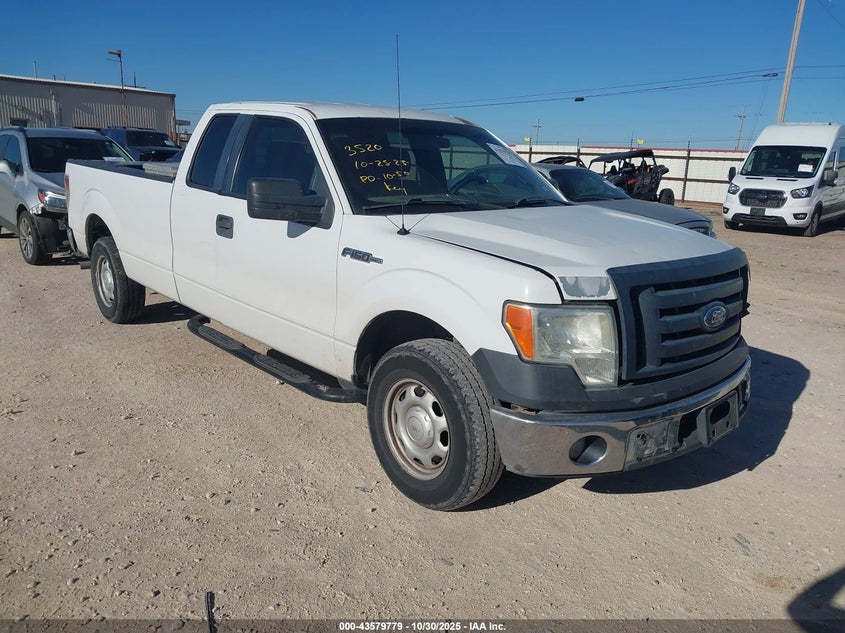 FORD F-150 XL