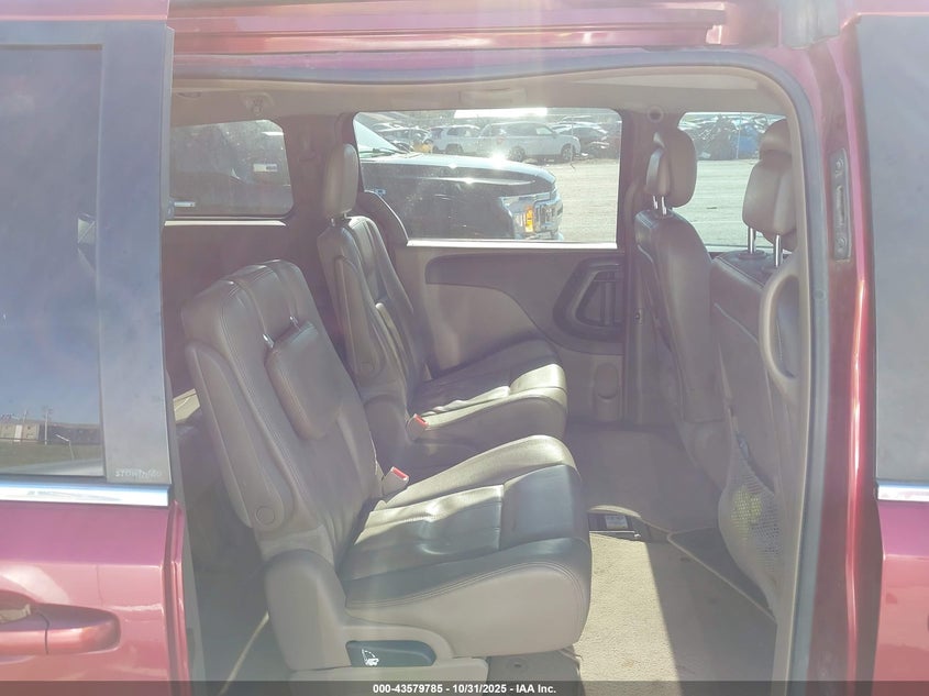 2013 Chrysler Town & Country Touring VIN: 2C4RC1BG3DR603888 Lot: 43579785