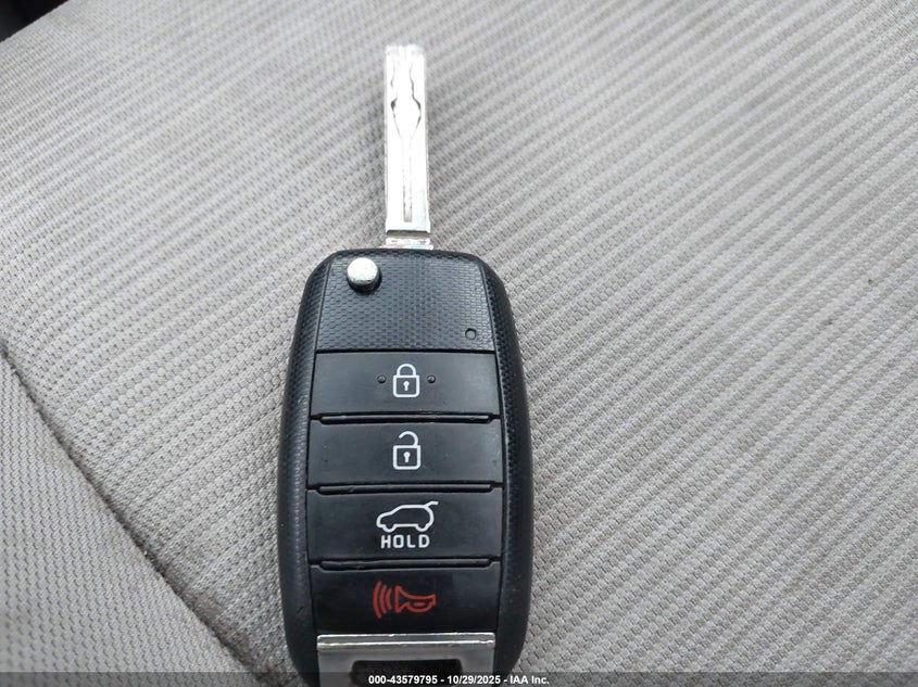 2015 KIA SEDONA LX KNDMB5C13F6042360