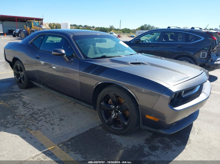DODGE CHALLENGER SXT