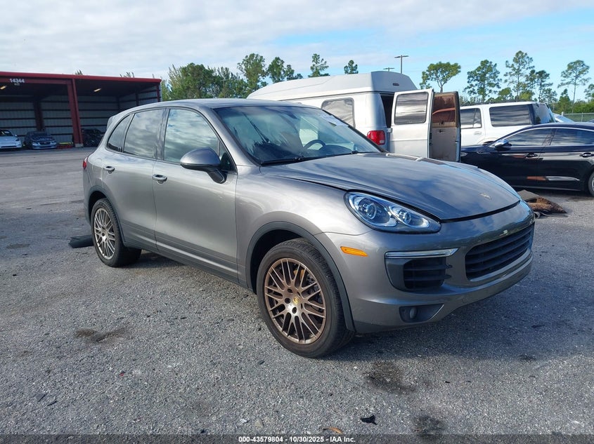 PORSCHE CAYENNE
