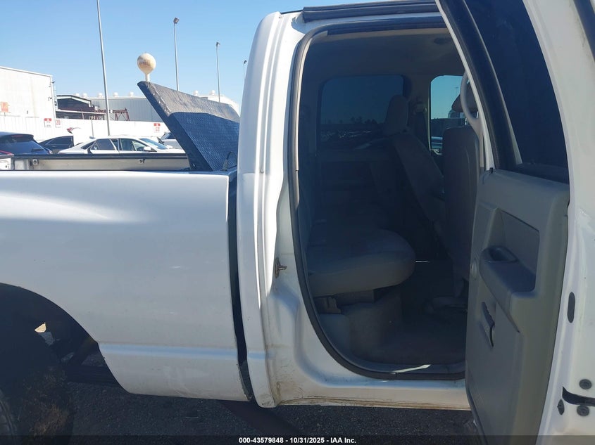 2006 Dodge Ram 1500 Slt/Trx4 Off Road/Sport VIN: 1D7HU18206S650923 Lot: 43579848