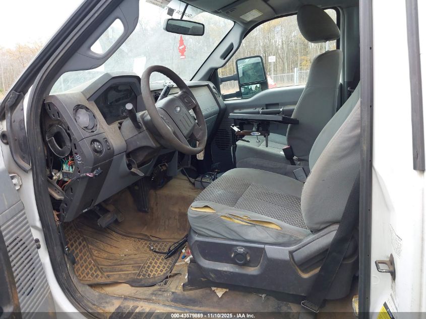 2016 Ford F-450 Chassis Xl VIN: 1FDUF4GY4GEA46152 Lot: 43579869