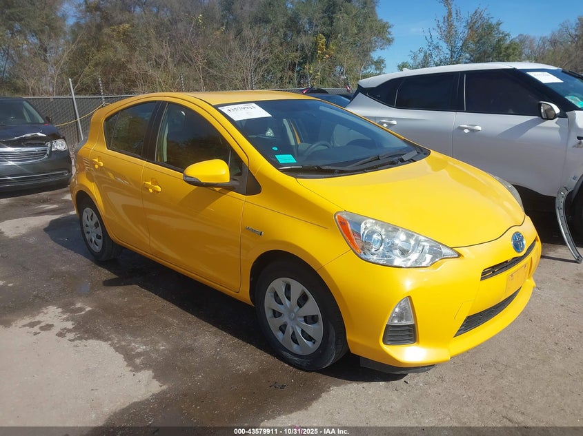 TOYOTA PRIUS C TWO