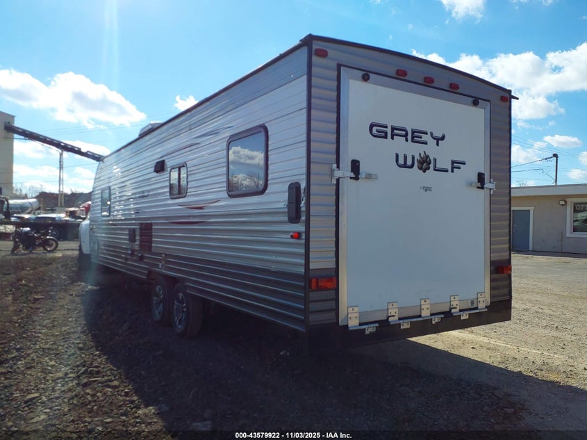 4X4TCKB21FK024975 2015 JEEP  photo no. 3