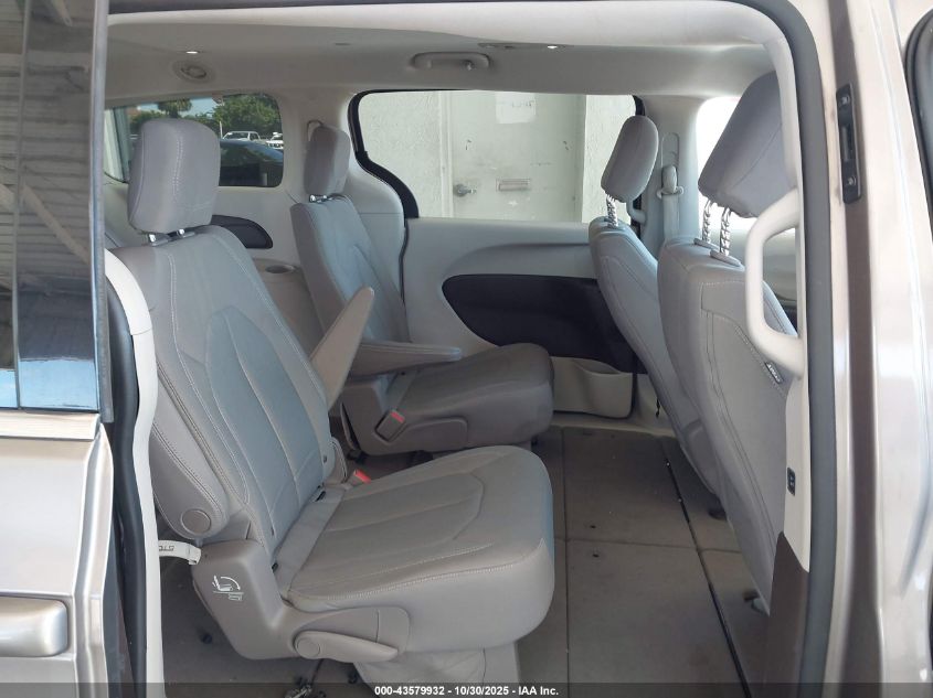 2017 Chrysler Pacifica Touring VIN: 2C4RC1DG2HR552256 Lot: 43579932