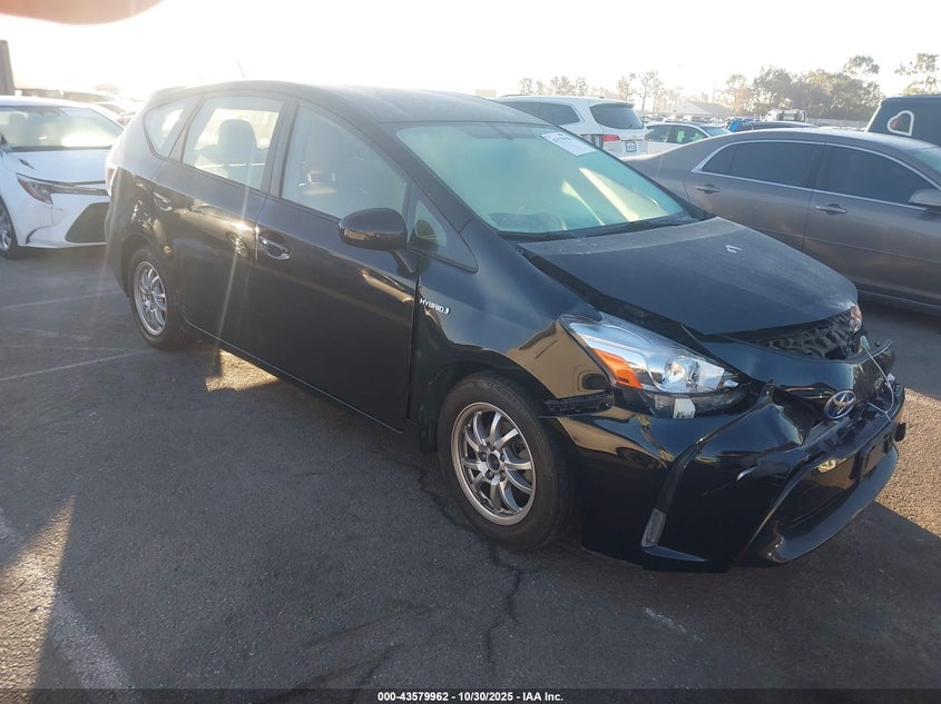 TOYOTA PRIUS V FOUR