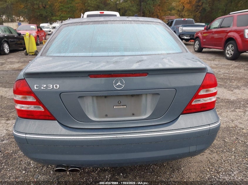 2007 Mercedes-Benz C 230 Sport VIN: WDBRF52H37F841824 Lot: 43579966