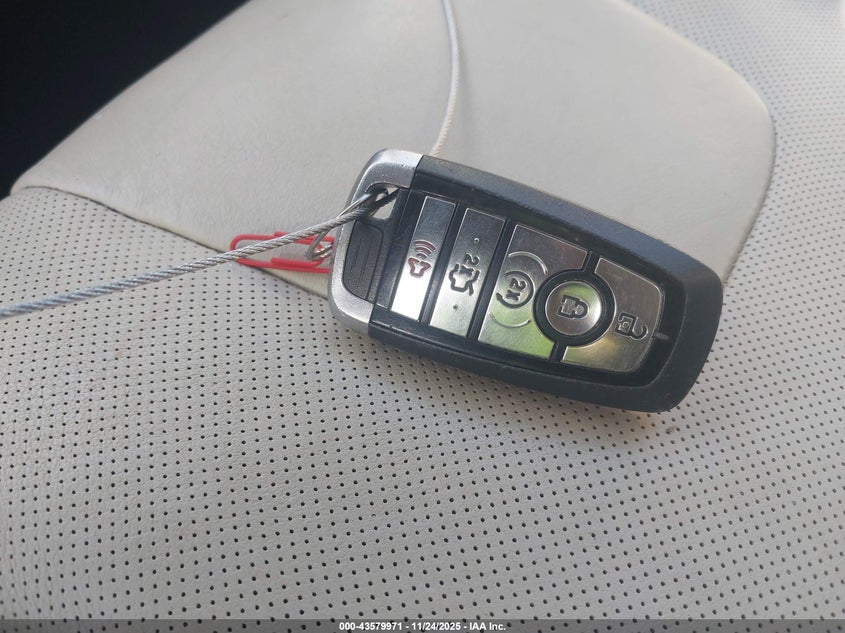 2017 Ford Edge Titanium VIN: 2FMPK3K90HBB28668 Lot: 43579971