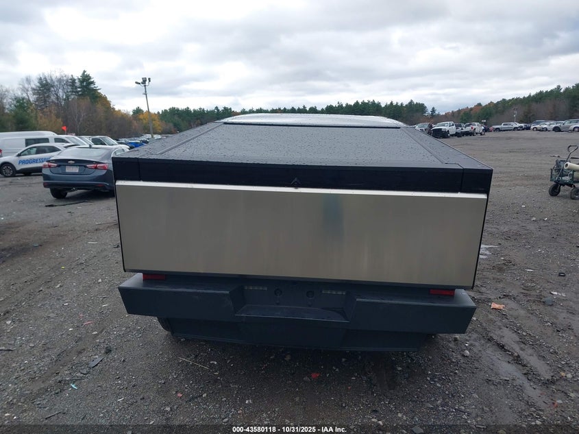 2025 Tesla Cybertruck All-Wheel Drive VIN: 7G2CEHED7SA077617 Lot: 43580118