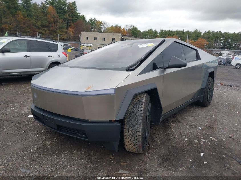 2025 Tesla Cybertruck - 7G2CEHED7SA077617