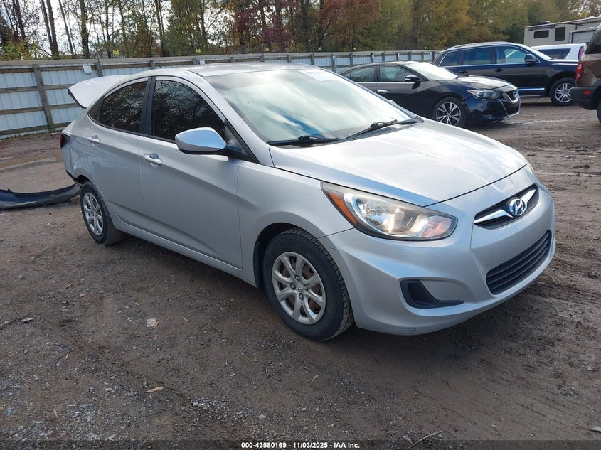 2013 HYUNDAI ACCENT GLS - KMHCT4AE2DU449504